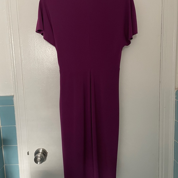 Evan Picone raspberry flutter sleeve midi dress - Picture 2 of 5
